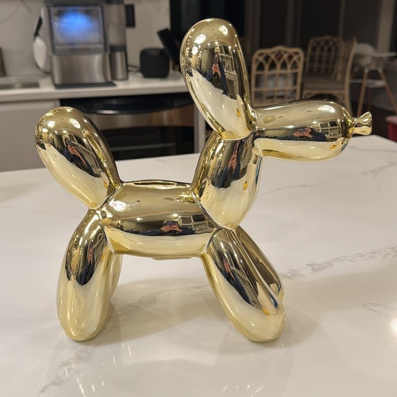 Gold balloon dog piggy bank decor - Picture 2 of 8